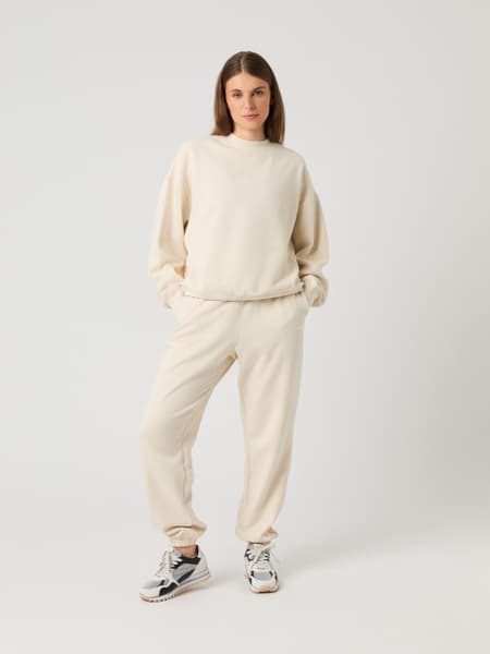 Studio Oversized Sweatshirt