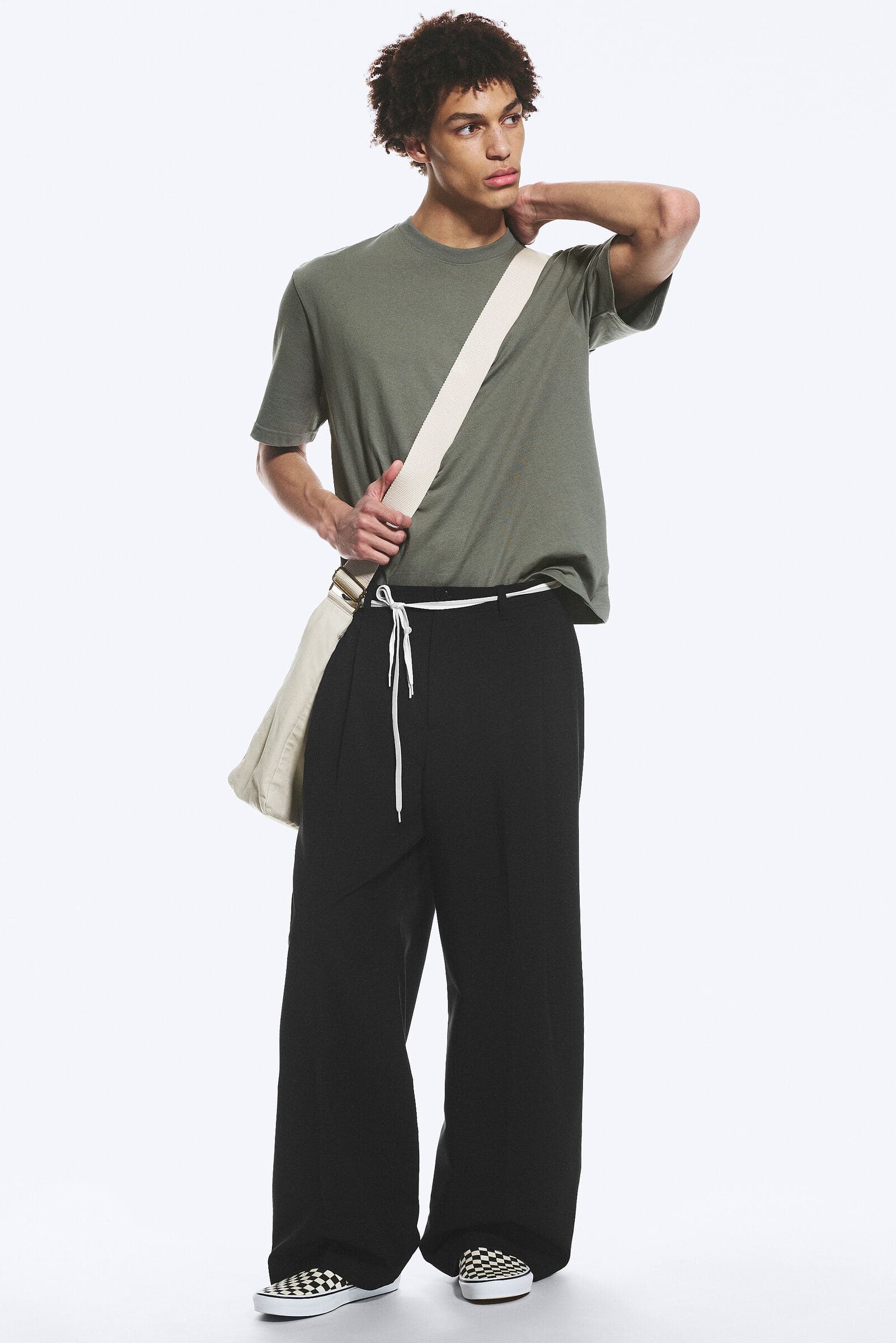 Hose Nate - Baggy Fit, normaler Bund, gerades Bein