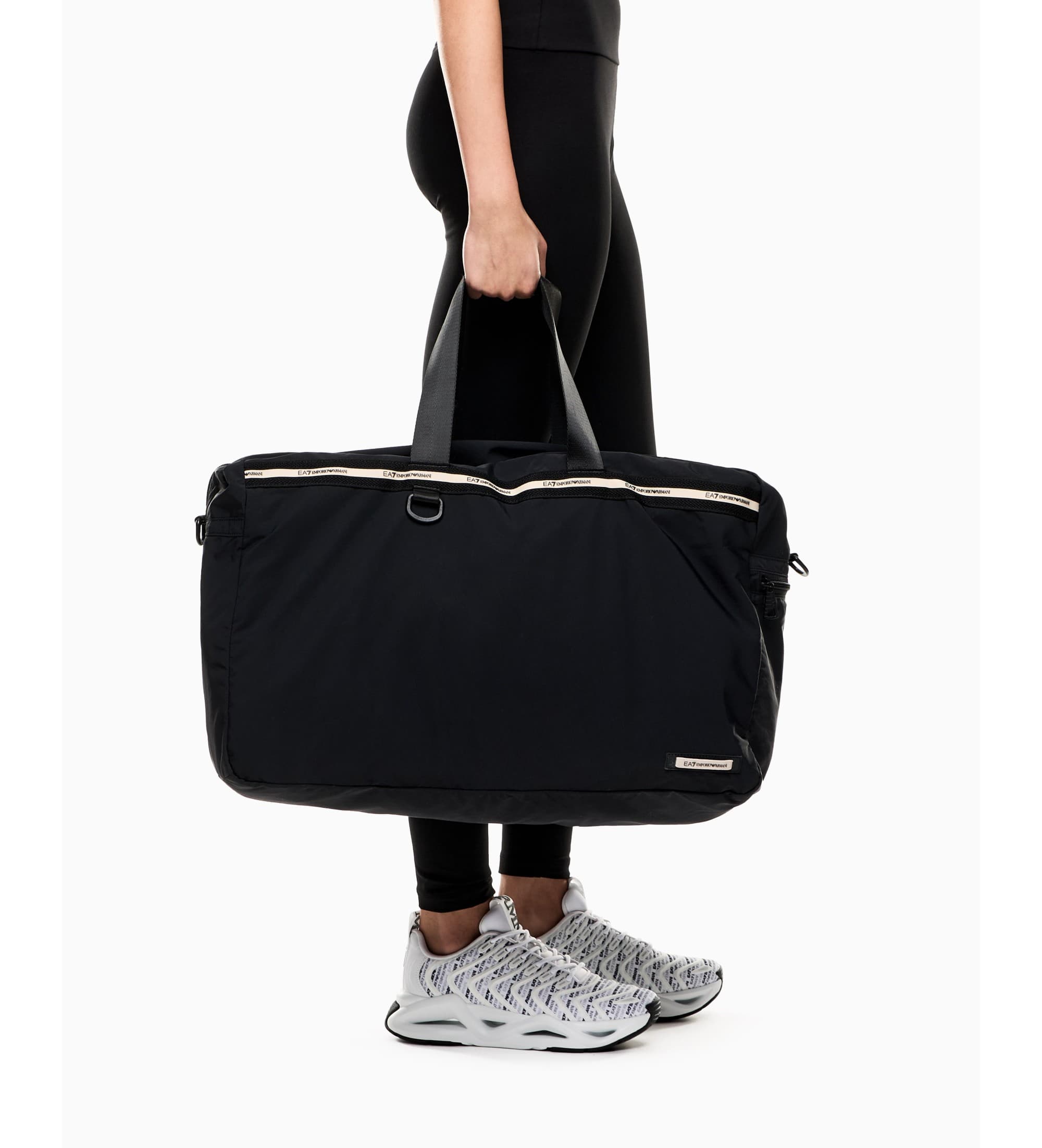 EA7 Unisex. 7X000635_AF23098 Sporttasche mit Logoband schwarz (OSFA), Lässig, Sportlich, Sportbekleidung, Multisport